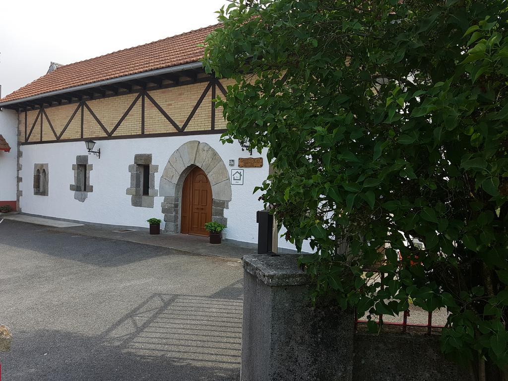 Casa Rural Oihan - Eder Apartment Espinal-Auzperri Екстериор снимка